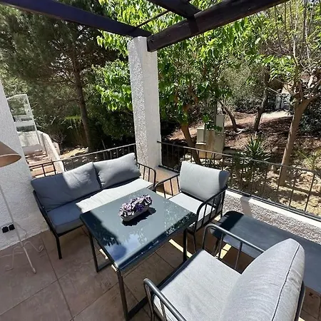 Moraira Portet Pool & Апартаменты Теулада